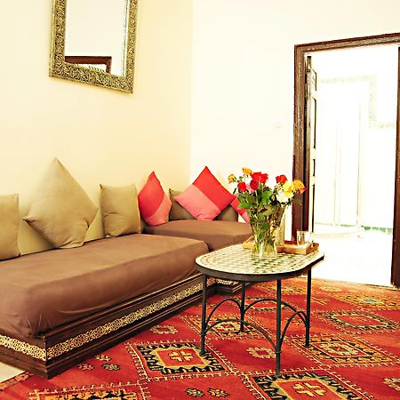 Riad Les Oliviers & Spa Marrakesh Bagian luar foto