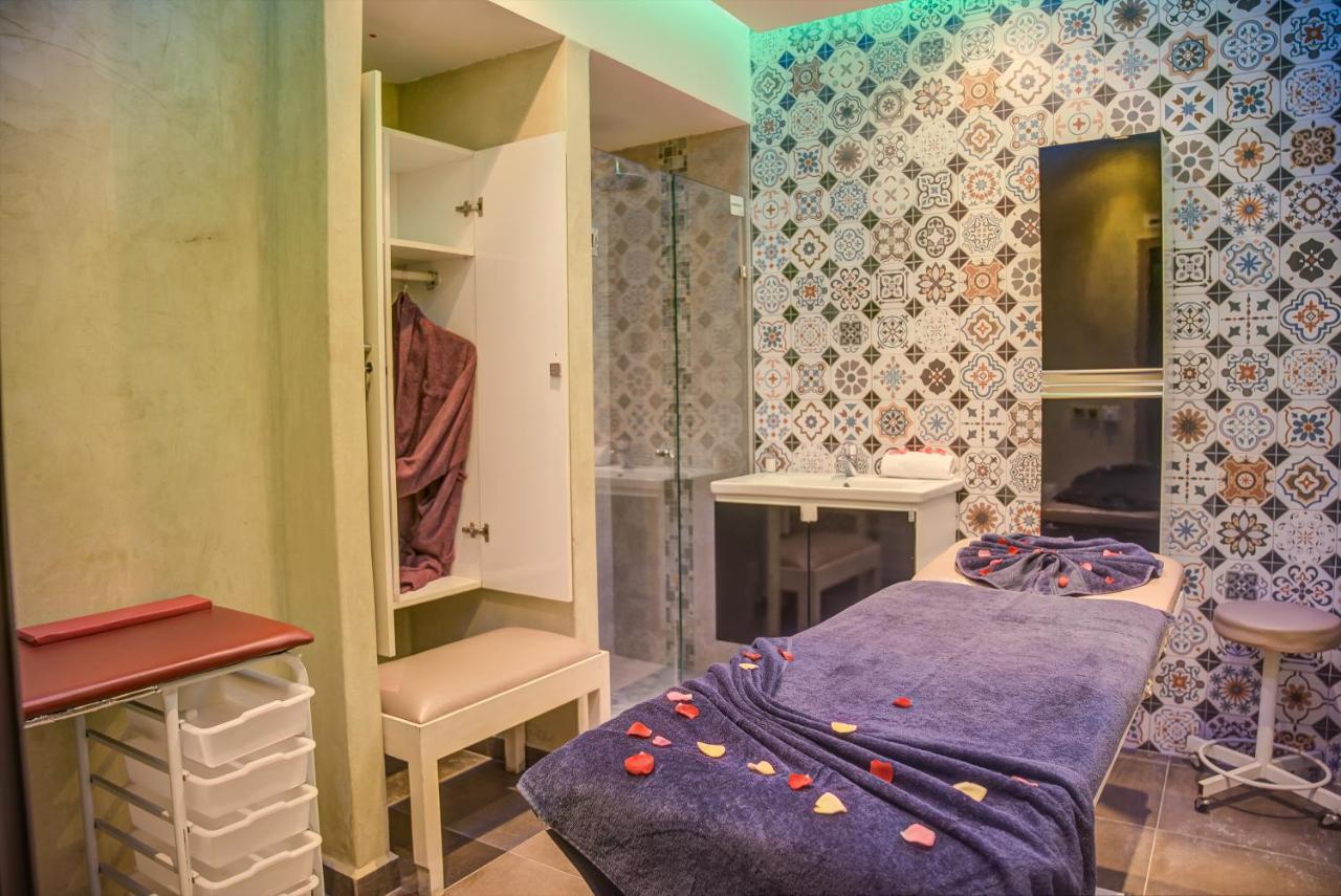 Riad Les Oliviers & Spa Marrakesh Bagian luar foto