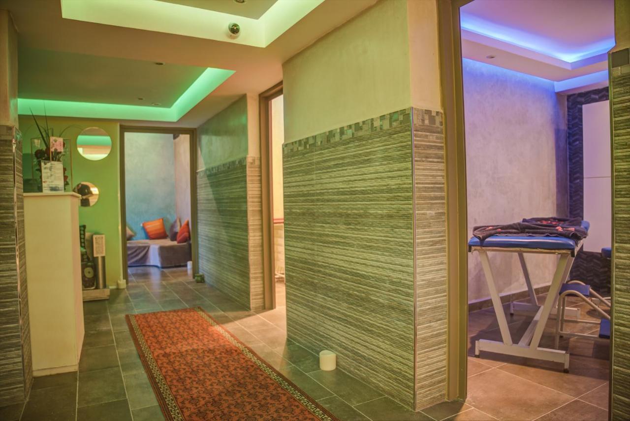 Riad Les Oliviers & Spa Marrakesh Bagian luar foto
